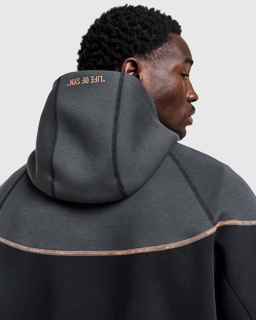 Viral SYNA Tracksuit