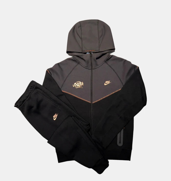 Viral SYNA Tracksuit