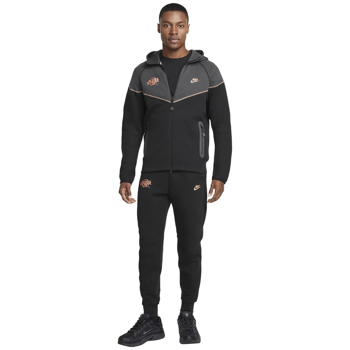 Viral SYNA Tracksuit